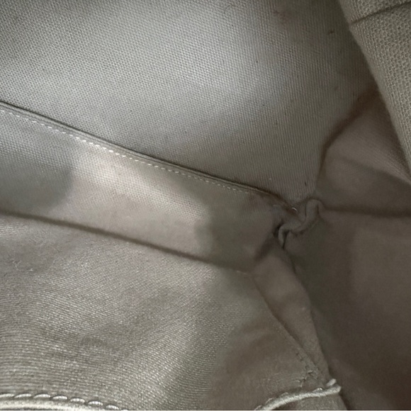 Givenchy Antigona Tan Leather Handbag - Picture 9 of 12